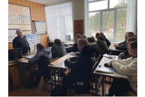 13 марта в Ковылкинской АШ ДОСААФ России с учащимися был проведен «Урок мужества»